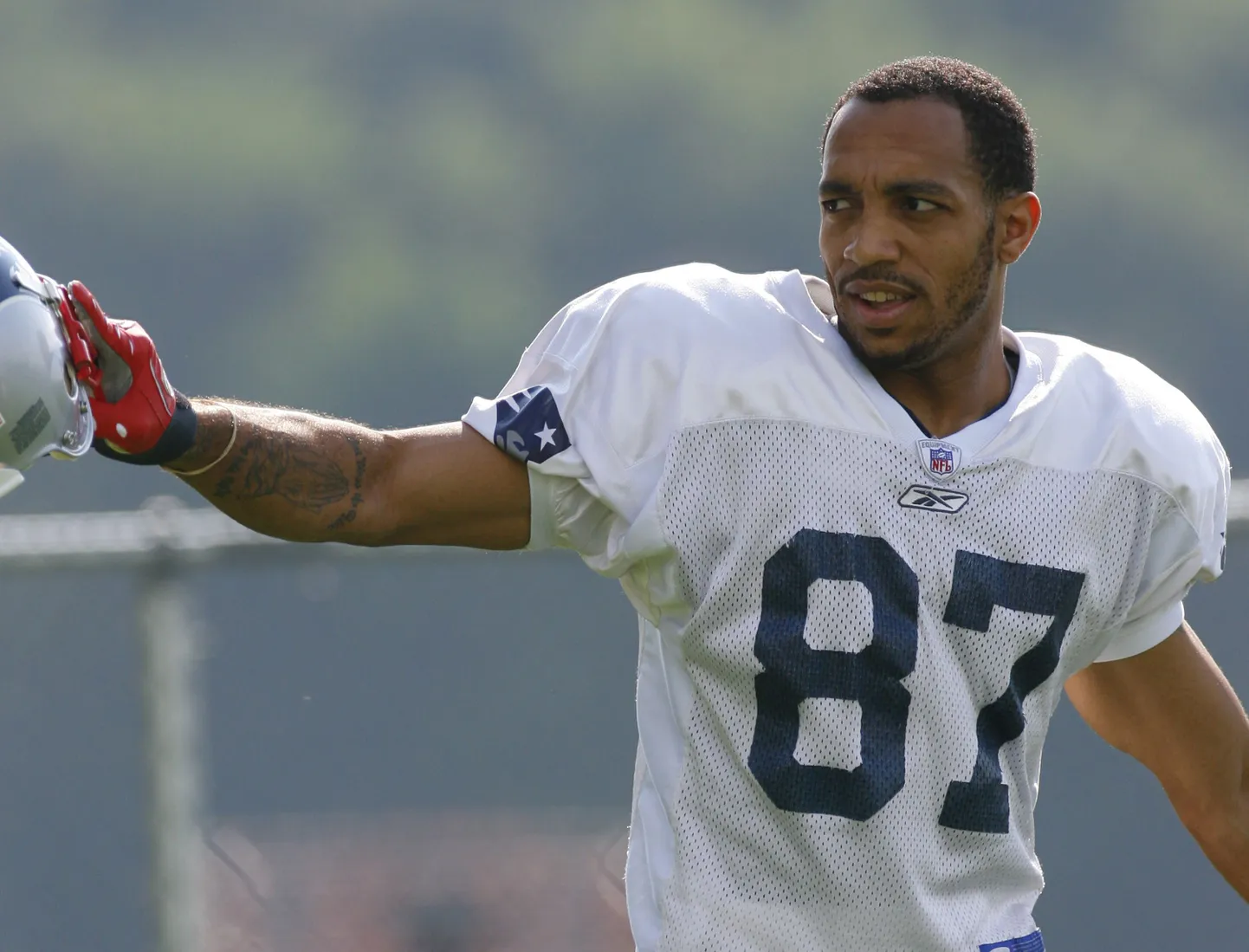 Reche Caldwell (nr 87) kuulus mitmete NFLi tippklubide koosseisus. Endine NFLi täht lasti laupäeval relvastatud röövi käigus maha.