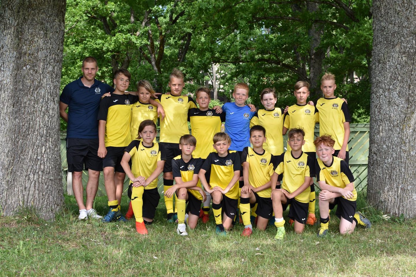 Viljandi hansapäevade ajal traditsiooniks kujunenud jalgpalliturniiril «Hansa Cup» kaitsesid kodulinna au Tuleviku poisid Kaimar Saagi juhendamisel. Tulemuseks saadi neljas koht.