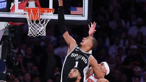 "Spurs" basketbolisti svin pirmo uzvaru NBA fināls