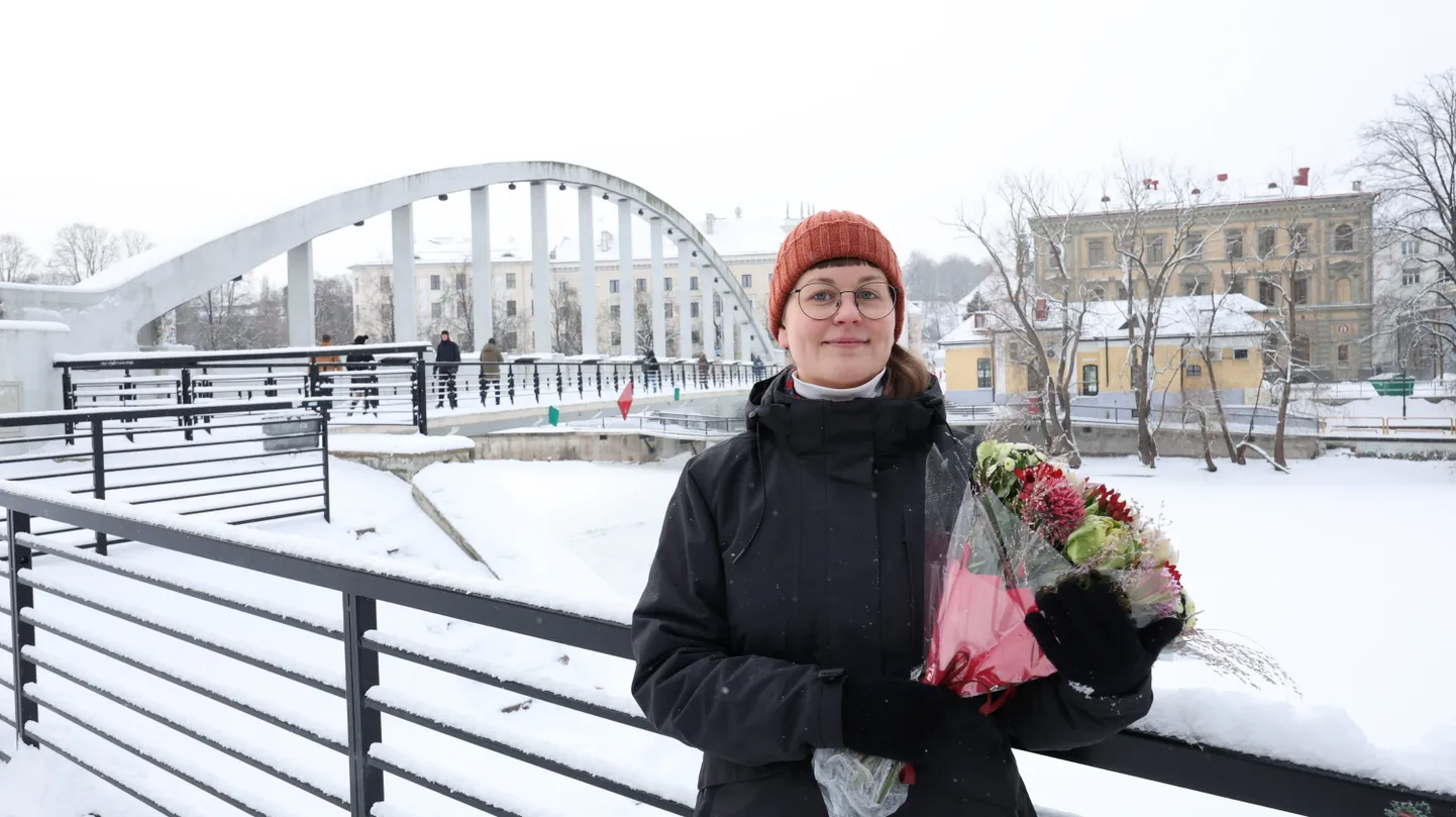 Tartulinnakirjanik Maarja Pärtna.