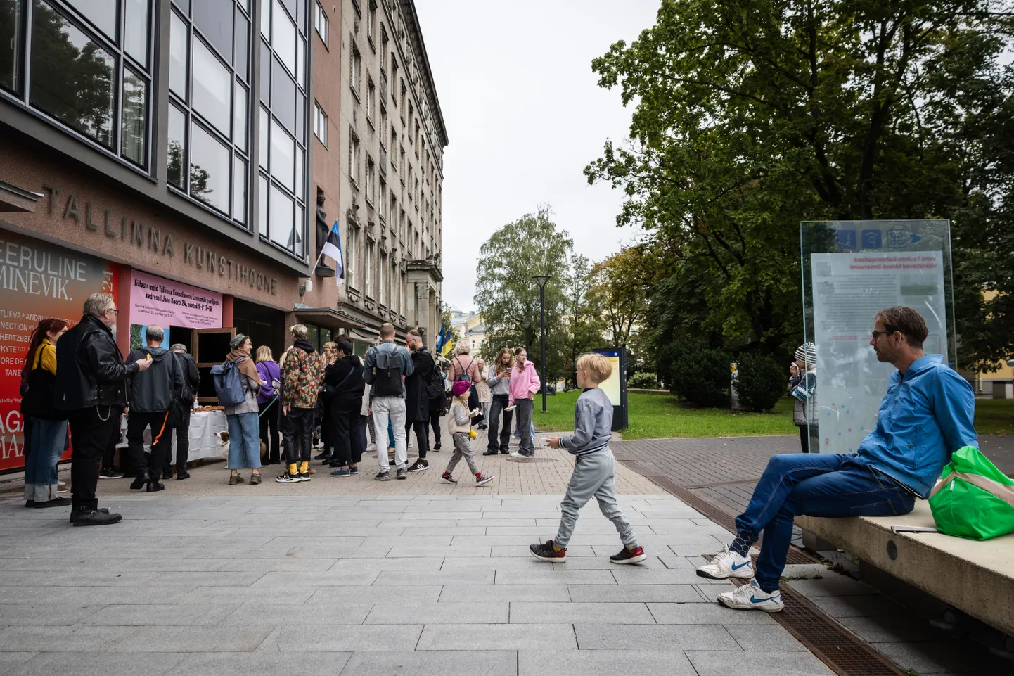 Tallinna kunstihoone tähistas suvel 90. sünnipäev.