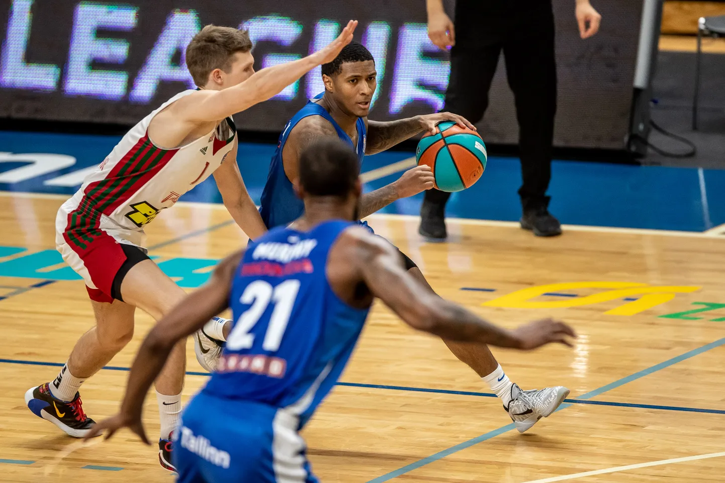 BC Kalev/Cramo mängija Donovan Jackson (palliga).