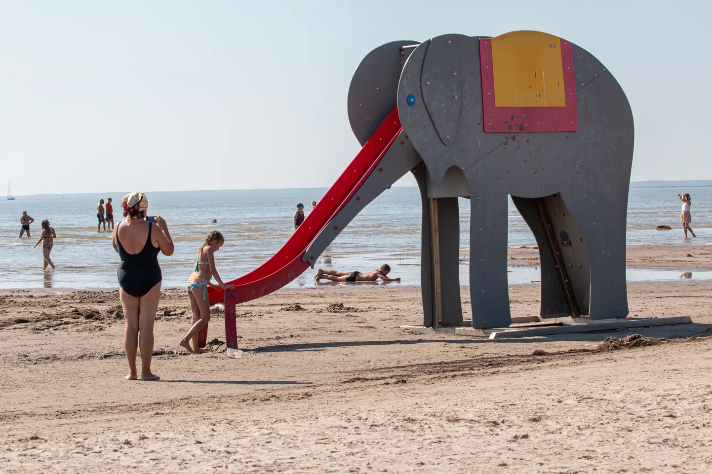 Pärnu rand 28AUG2019 Suvi, päike, rand ,puhkus, suplemine, päevitamine. Fotod Urmas Luik