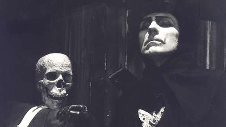 Juris Strenga Moriartija lomā izrādē "Šerloks Holmss" 1979. gadā