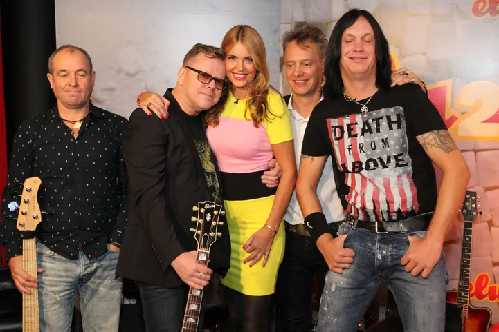 elu24-loosis-kaks-legendaarset-b-ndi-dingo-ja-vennaskond-rock-cafe-5