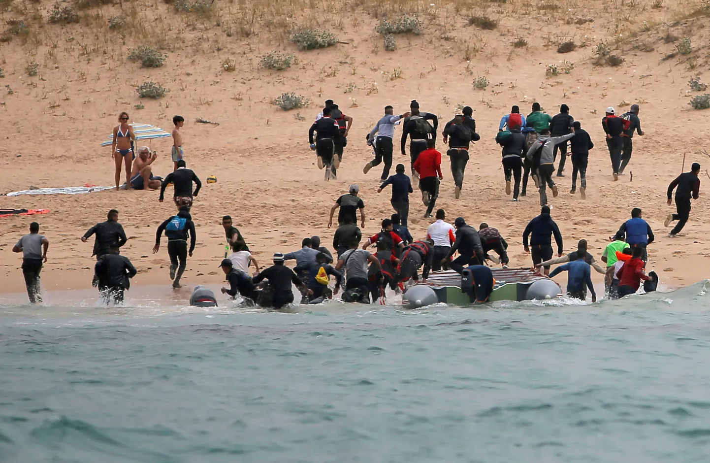 Hispaania rannikule jõudnud migrandid.