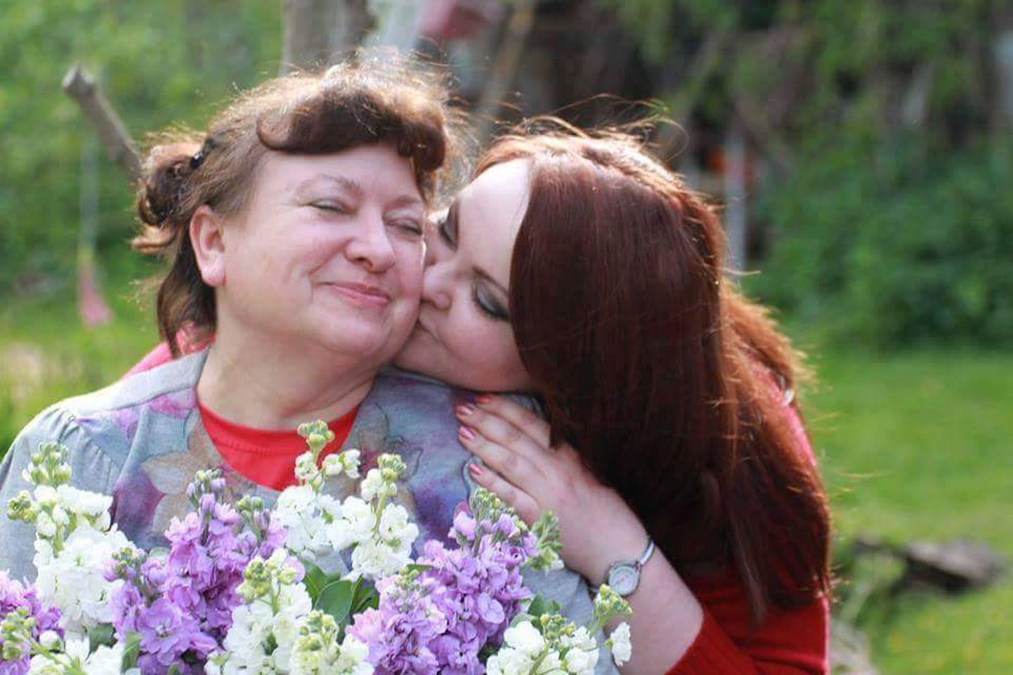 Каролина Михайлова с мамой.