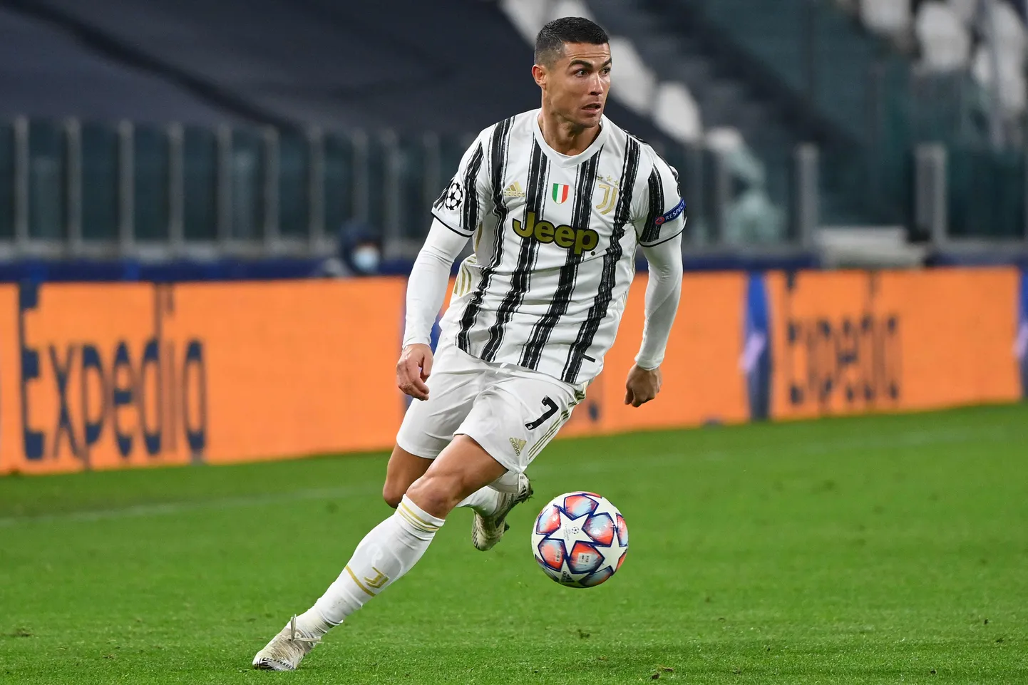 Cristiano Ronaldo eile Kiievi Dinamo vastu.
