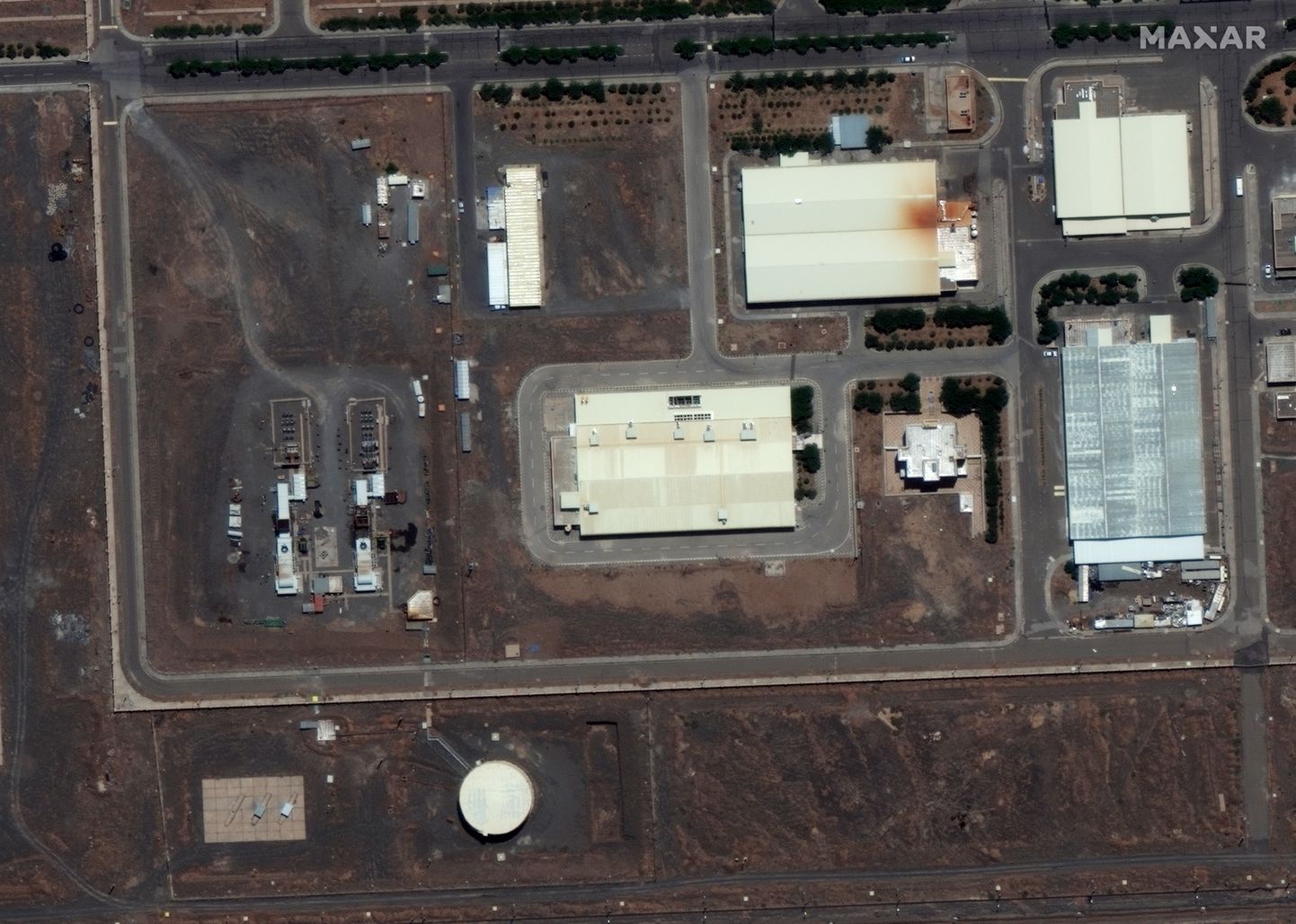 Tehnoloogiafirma MAXAR Technologies poolt jagatud satelliitfoto Natanzi uraani rikastamise rajatistest enne plahvatust 29. juuni 2020.