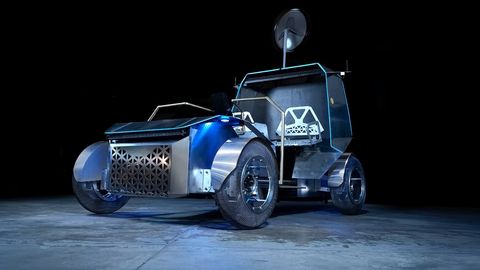 New Moon Vehicle Nears Completion Amid Tight Schedule