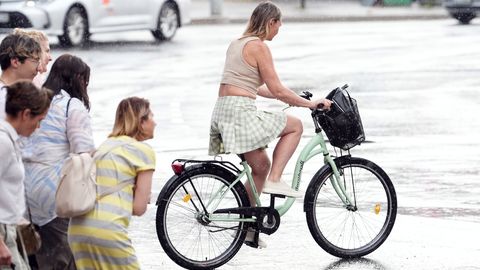 Foto ⟩ Arī Rīgā svētdienas pievakarē gaidāms pērkona negaiss