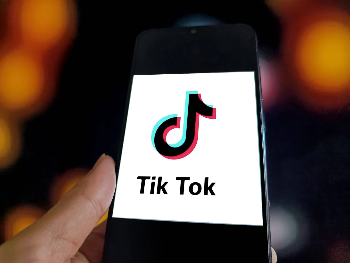 TikToki nutirakendus.