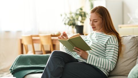 UUS TREND ⟩ Kui raamatud pole enam lugemiseks, vaid sisustamiseks: mis on Bookstagram?