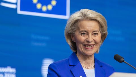 RASKED AJAD ⟩ Euroopa lükkas Vene naftast loobumise tähtaja edasi