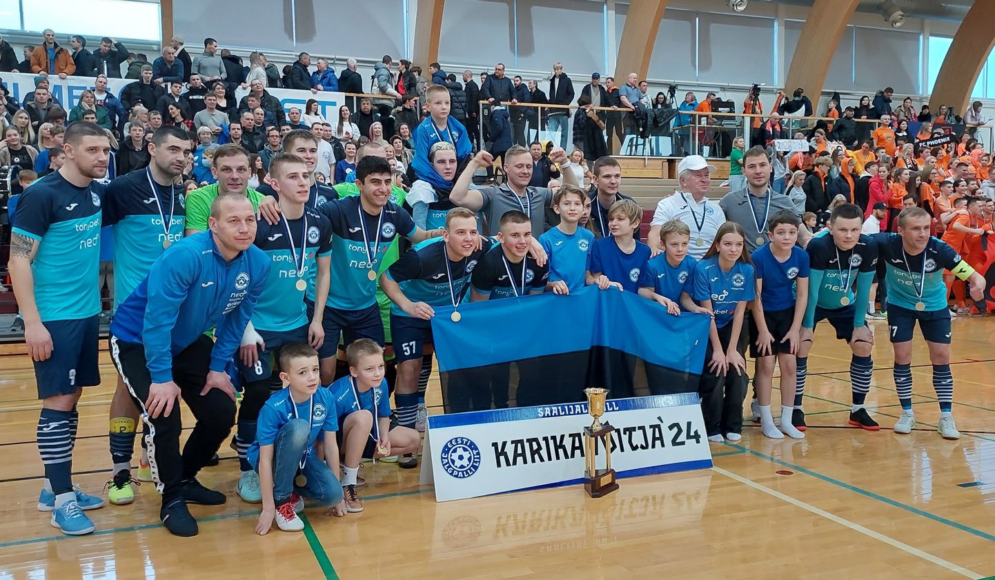 Sillamäe NPM Silmet võitis esimese Ida-Viru meeskonnana Eesti saalijalgpalli karika.
