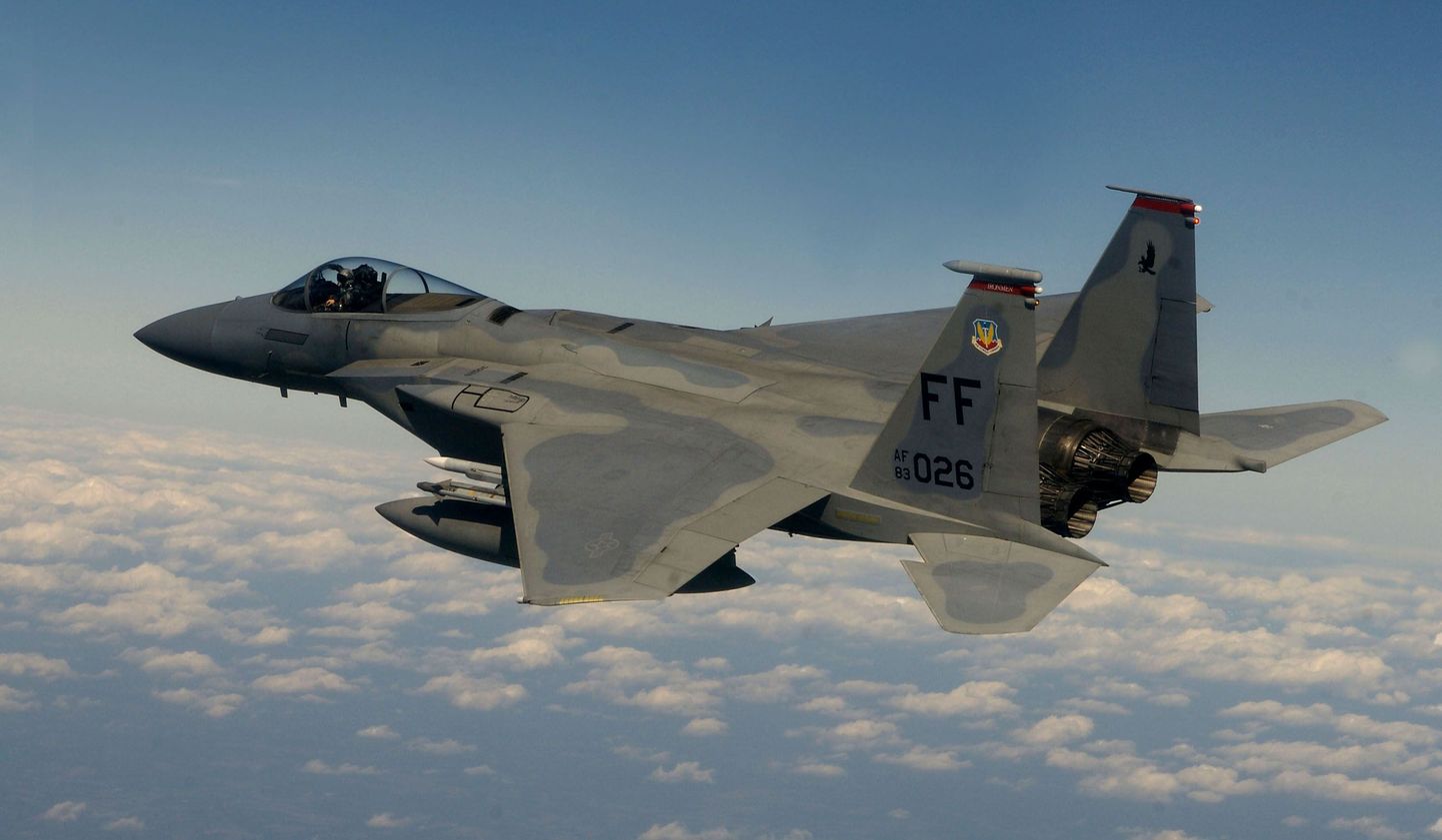 F-15 Eagle tüüpi USA õhuväe lennuk.