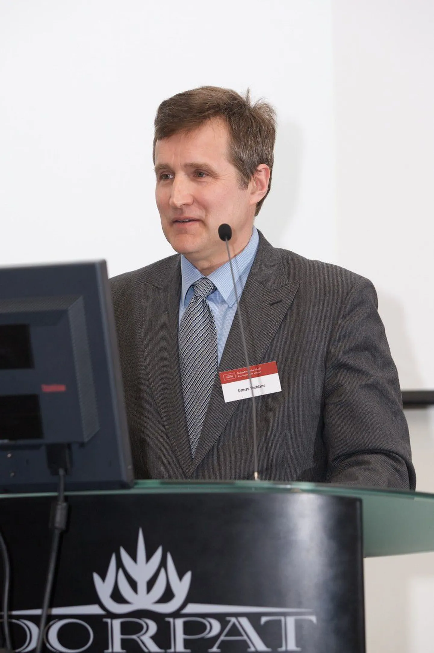 Kõneleb ülikooli rahvusvahelise ettevõtluse professor Urmas Varblane.