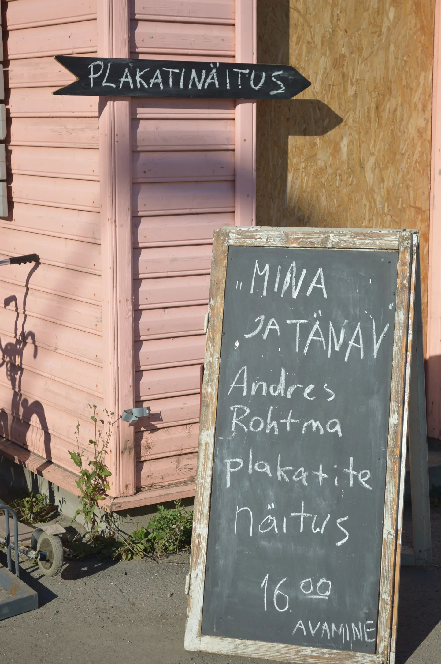 Kolmkõla plakatinäitus Paides