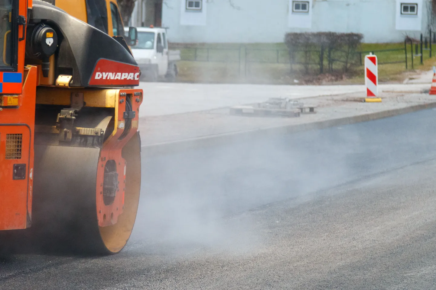Teetööd ja torustiku ehitused toovad Tartu liiklusesse ebamugavused.