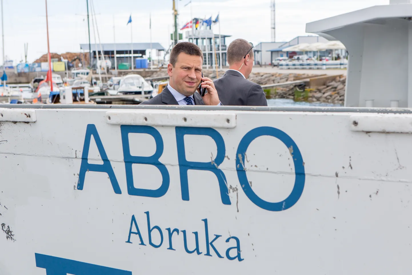 LÄKSIME: Abro on viinud saarele ka peaministri.