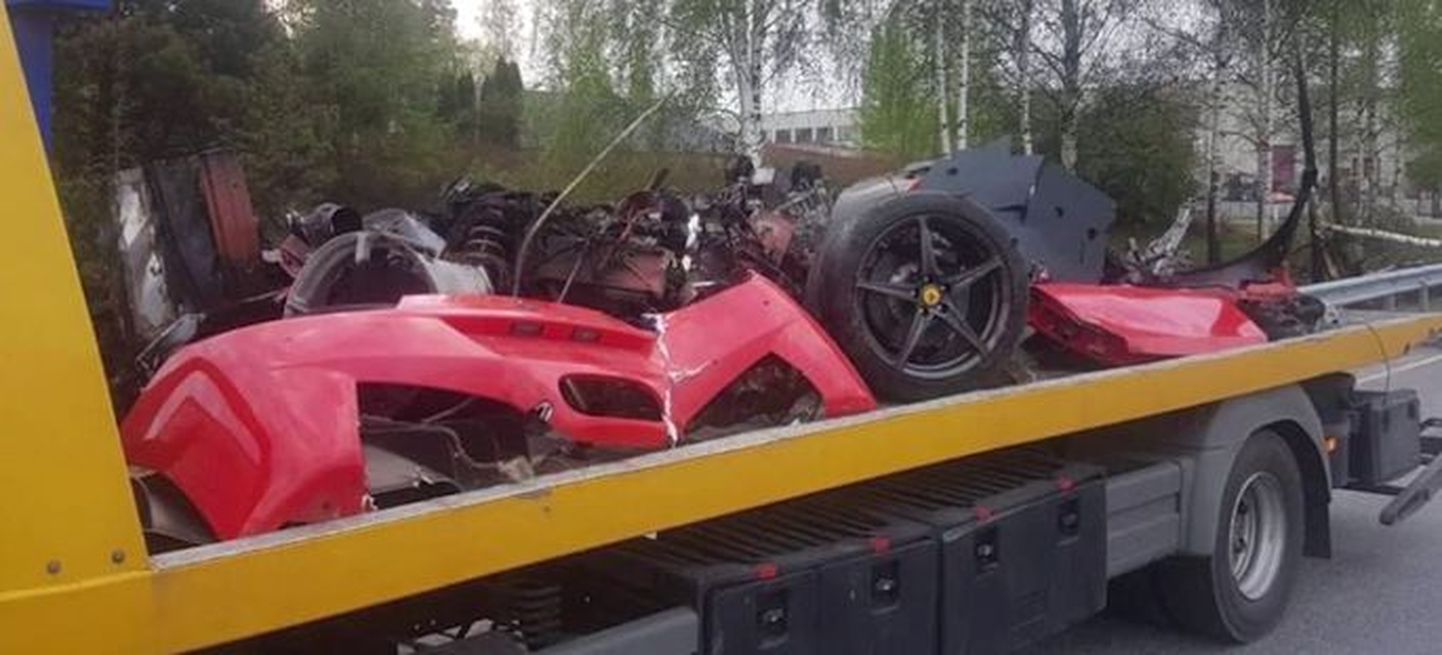 Ferrari avārija Salaspils novadā 2021. gada 13. maijā