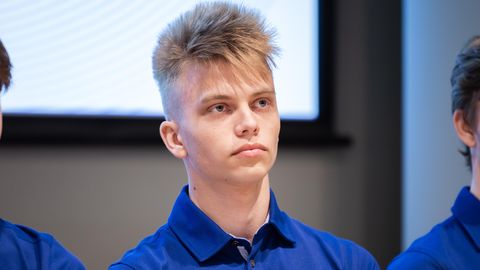 Noor ralliäss Vaher õpib Toyota tiimis kogenud meistrite käe all