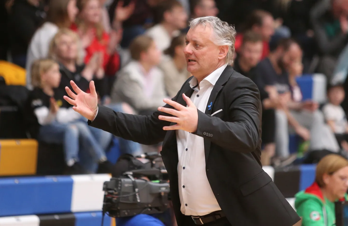 Pärnu Sadama peatreener Gert Kullamäe ei suutnud enda hoolealuseid karikafinaali tüürida.