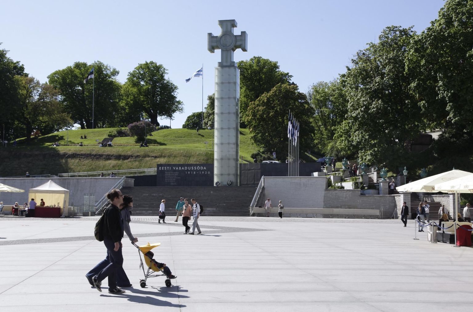 Памятник Освободительной войне, установленный на площади Вабадузе в Таллинне.