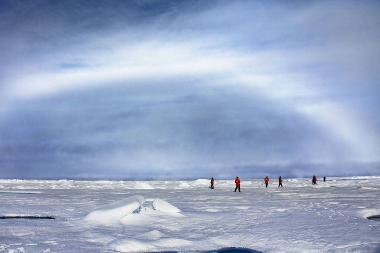 Udu-vikerkaar Antarktika kohal.Foto: Caters News Agency/Scannpix