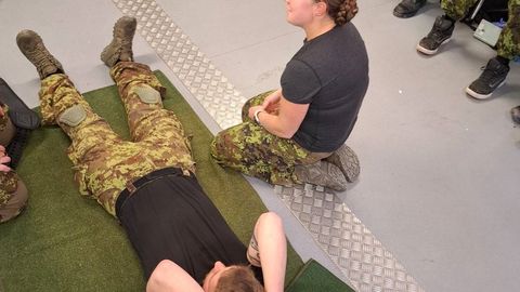 Viru maleva maakaitsekompanii sai meditsiiniväljaõpet