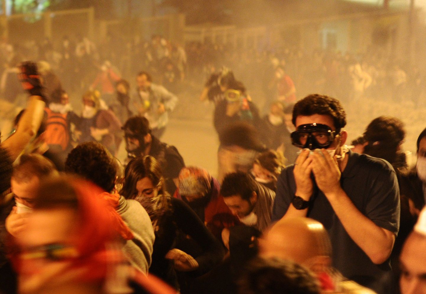 Meeleavaldajad Istanbulis Taksimi väljakul