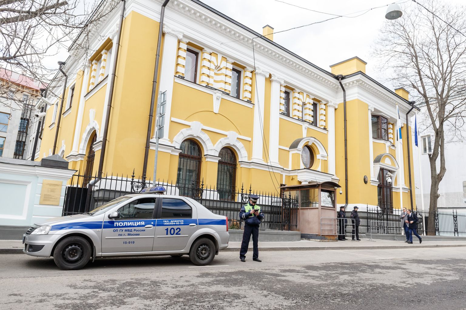 Eesti suursaatkond Moskvas. vastuvõtule saabujad