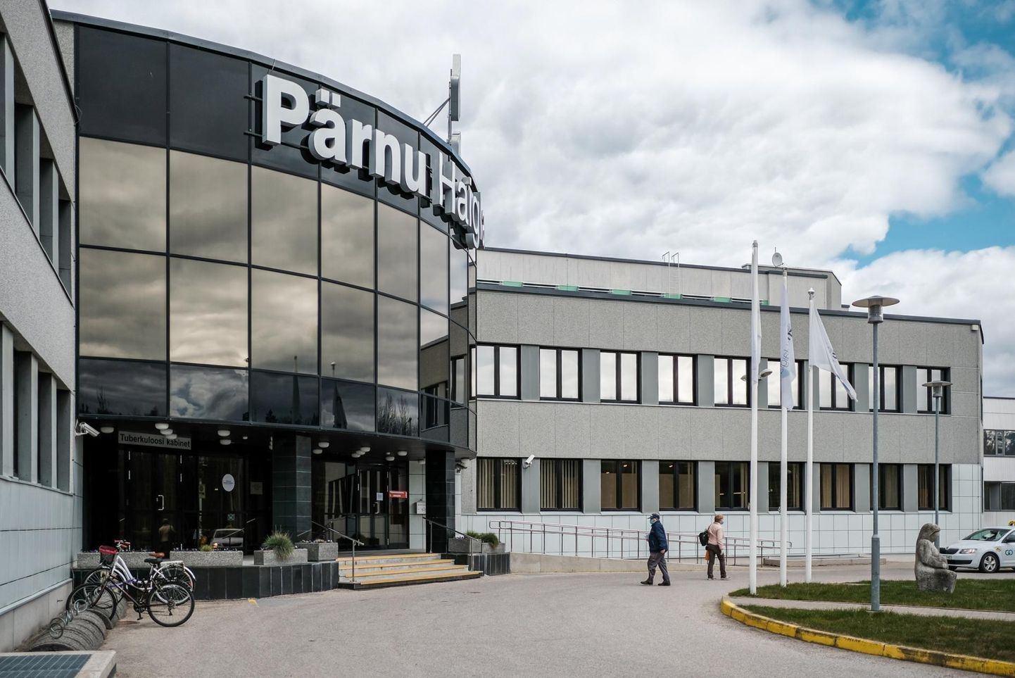 Pärnu haigla on Eestis üks vähestest sünnitusabi osakondadest, kus pandeemia ajalgi on lubatud sünnituse järel perepalatisse tugiisikuid.