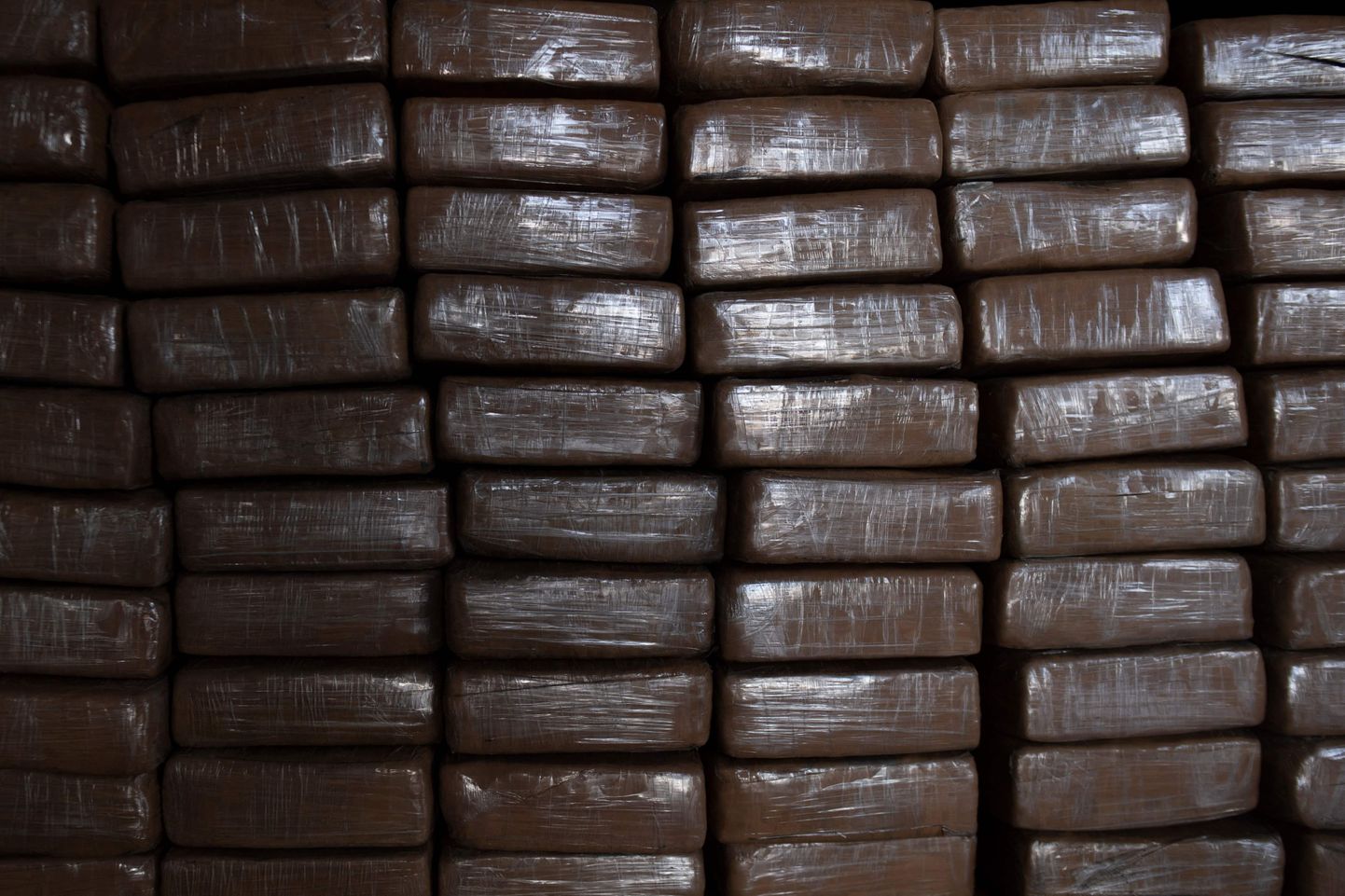 Virna laotud kokaiinipakid Hispaanias. Foto pole seotud kõnealuse juhtumiga.