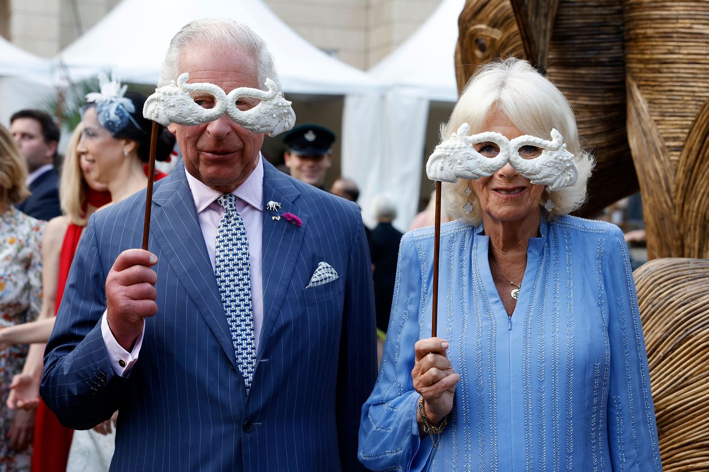 Kuningas Charles kaasa Camillaga 2023. aasta suvel.