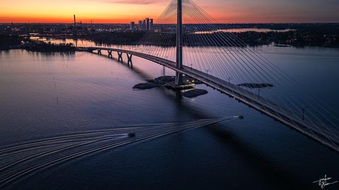 Helsinkos atklāts viens no garākajiem gājēju tiltiem pasaulē