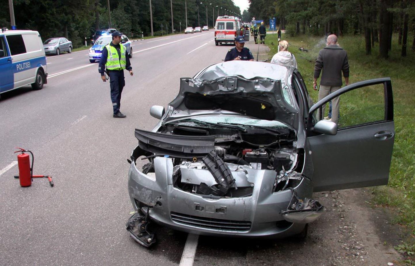 Septembri esimesel nädalavahetusel hukkus Pärnu lähedal narkojoobes autojuhi põhjustatud liiklusõnnetuses kaks jalgratturit.