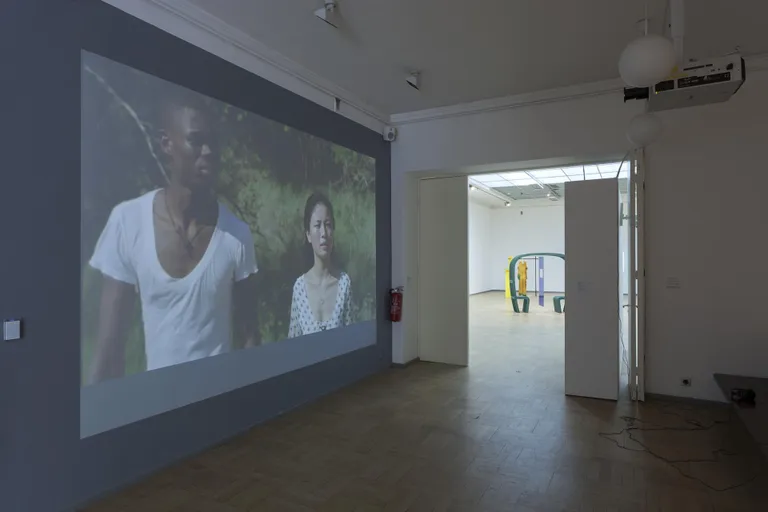 Gabriel Abrantese videoteos «Liberdade». (2011).