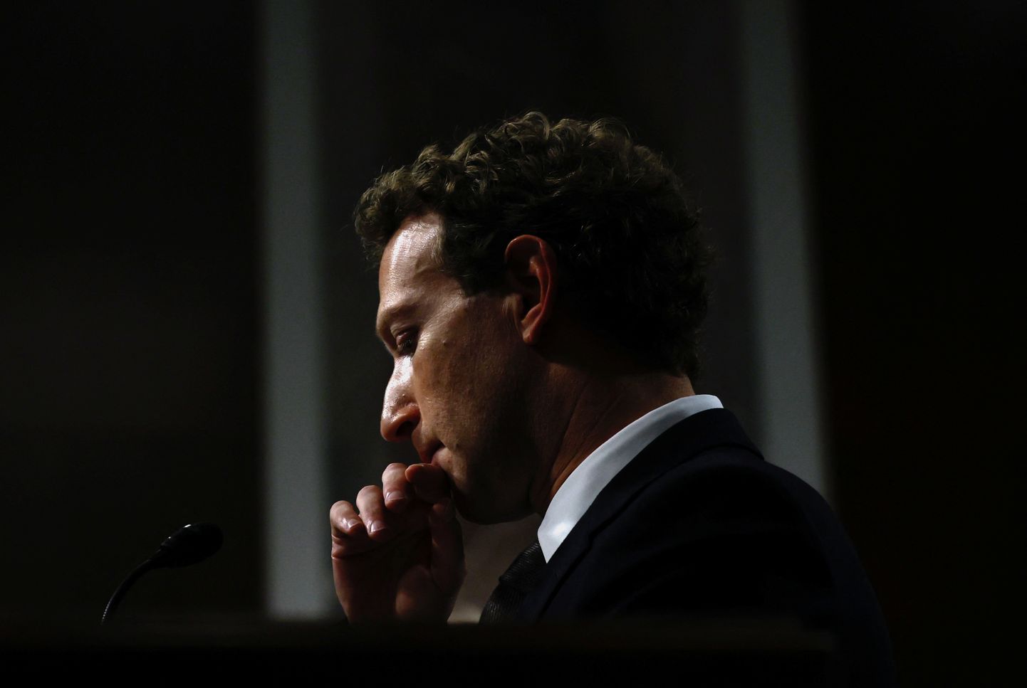 Mark Zuckerberg kolmapäeval senati justiitskomisjoni ees.