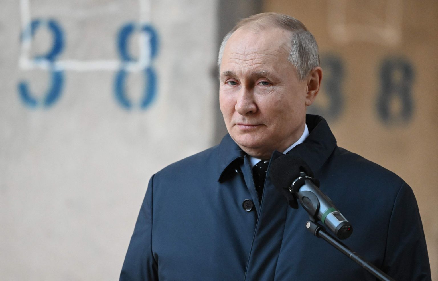 Venemaa president Vladimir Putin riikliku kosmosekeskuse ehitusplatsil Moskvas 27. veebruaril 2022.