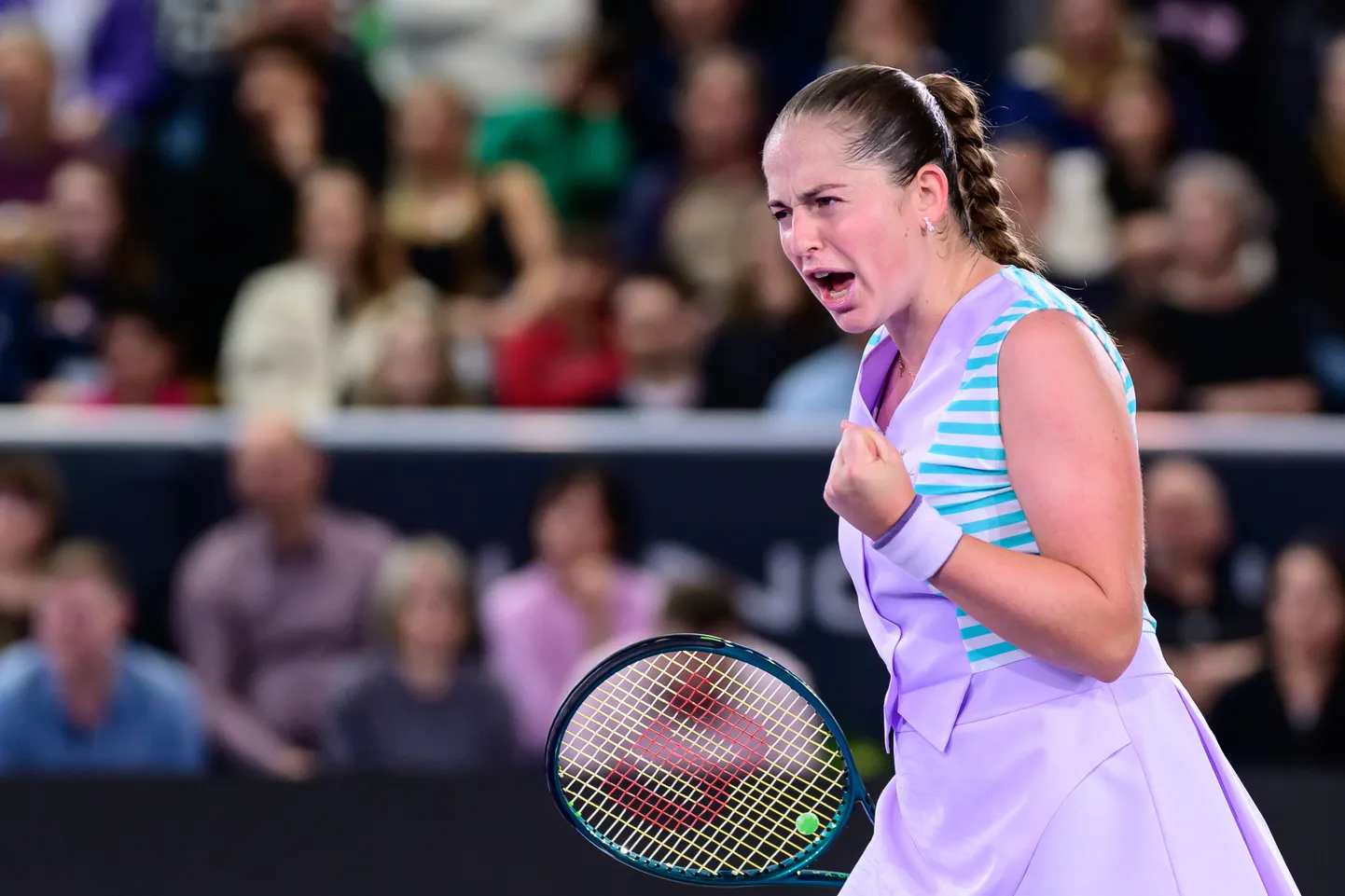 Latvijas tenisiste Aļona Ostapenko.