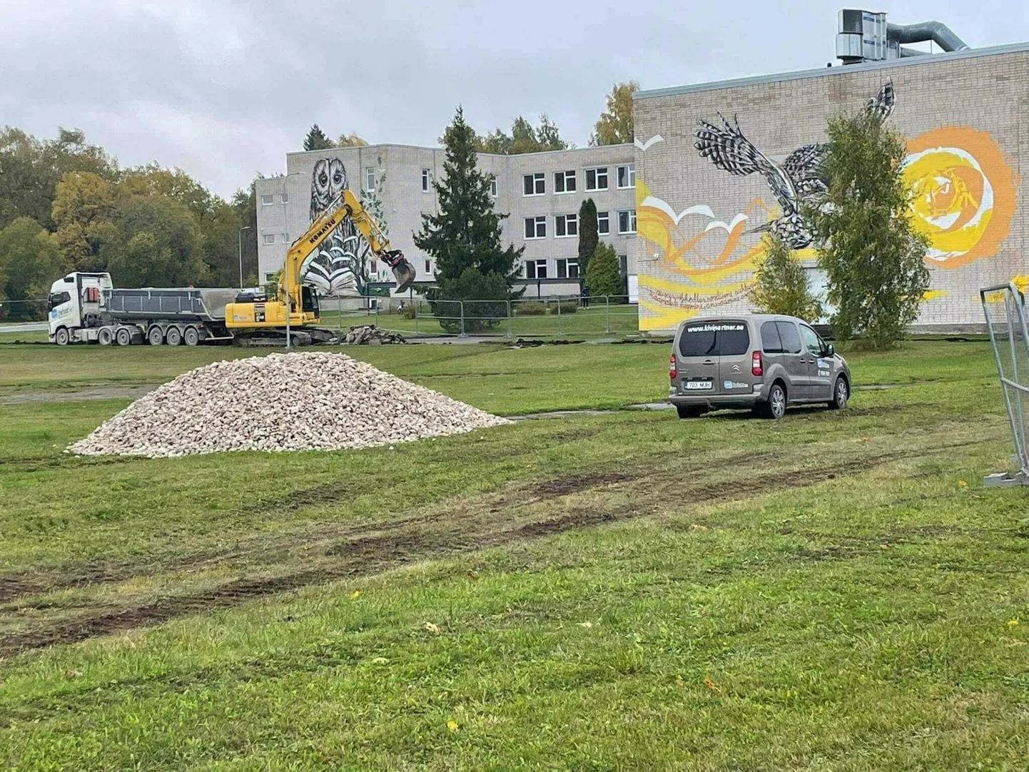 Vinni-Pajusti gümnaasiumi juurde rajatakse koolibusside ümberpööramisplats.