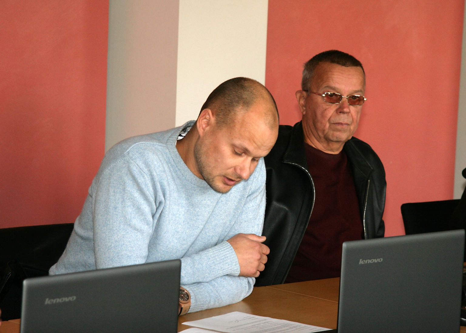Евгения (слева) и Юрия Салтыковых осудили за мошенничество и фальсификацию, и на сегодня приговор вступил в силу.
