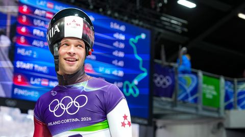 Indriksons debitē ar 18. vietu, par čempionu kļūst Dukura audzēknis Vestons