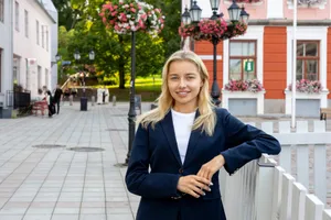 Сандра Лаур.