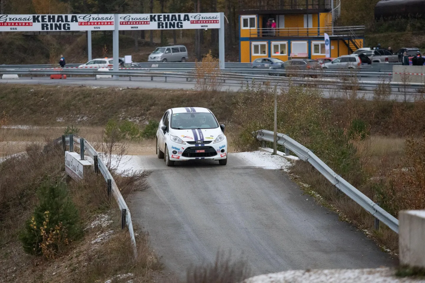 Kehala rahvaralli tõttu on üks teelõik suletud.