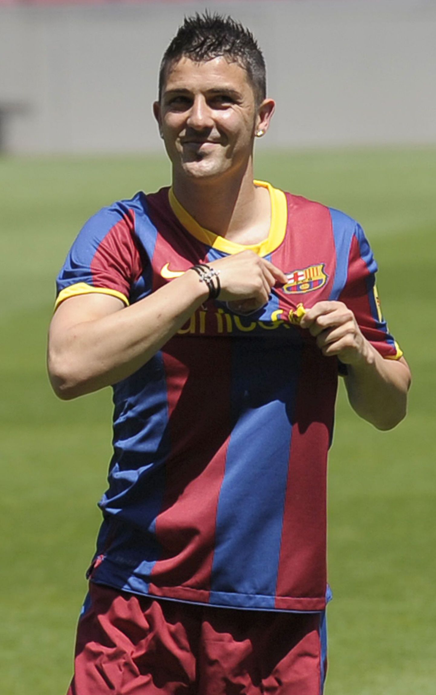 Дэвид Вилья в футболке "Барселоны".