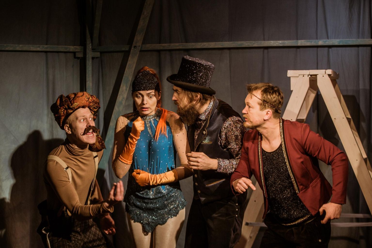 Lavastuses osaleb neli näitlejat: Karl Edgar Tammi (vasakult), Jaanika Tamm­aru, Agur Seim ja Siim Angerpikk.