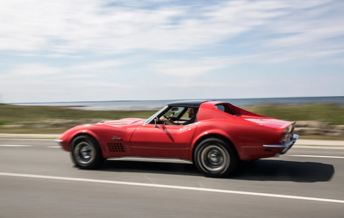 Chevrolet Corvette'i osta soovinud mees ei saanud autot ning jäi ilma ka rahast. Foto on illustratiivne.