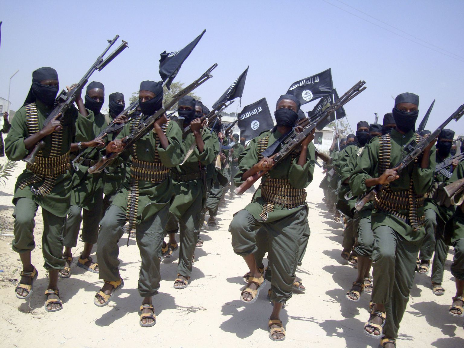 Al-Shabaabi võitlejad mõned aastad tagasi tehtud fotol.